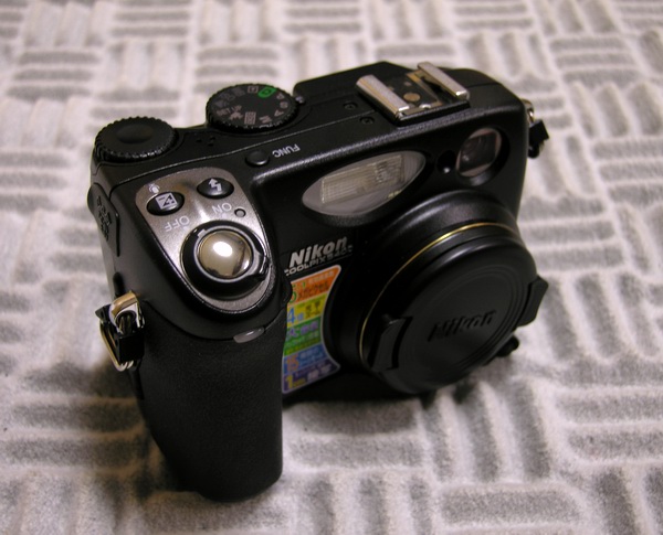 Nikon E5400